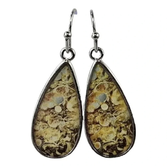 Molten Earth Women’s Small Delicate Earring Set 19 - Picture 3 of 7